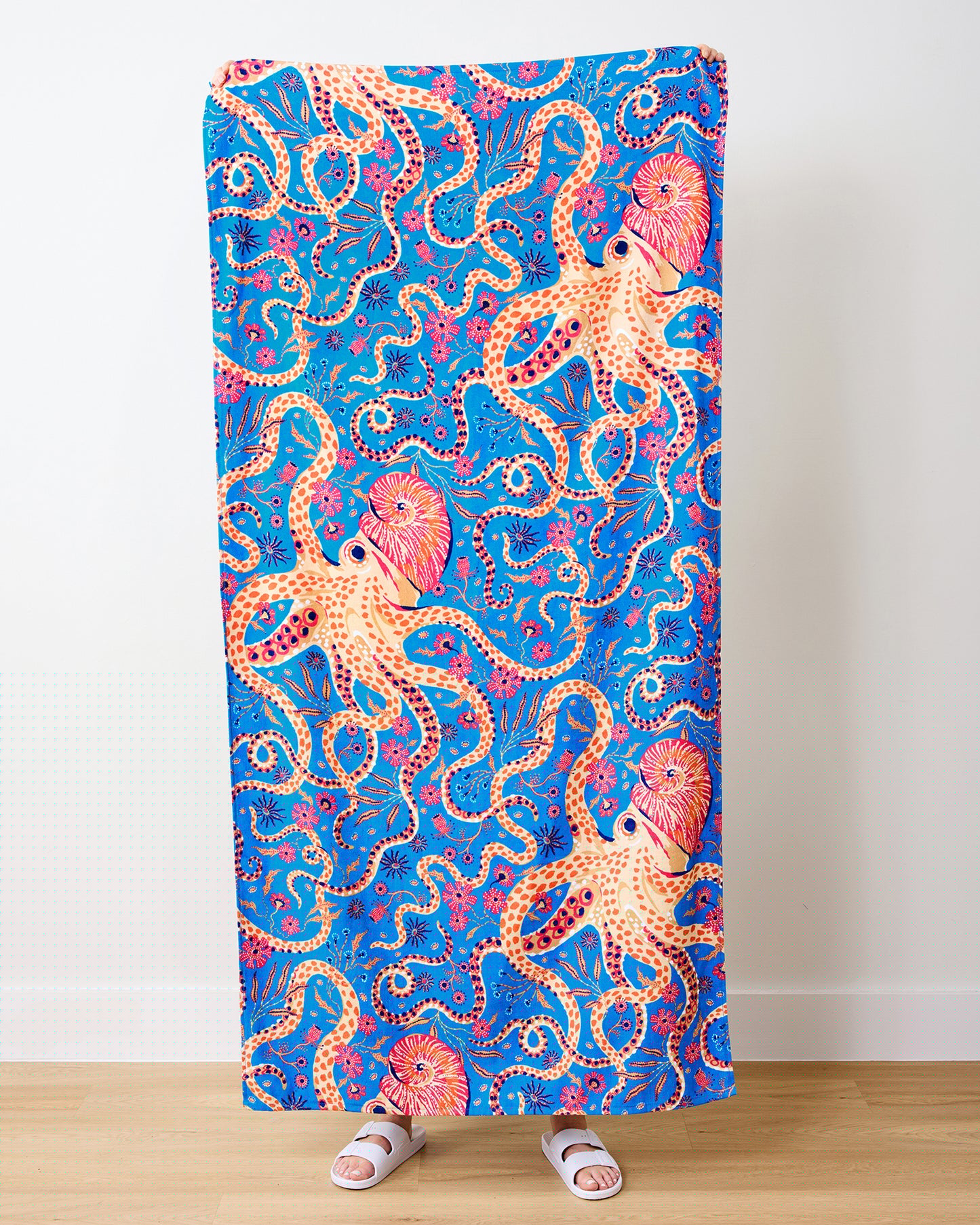 Octopus Isle - Beach Towel - Ocean Eyes - Printfresh