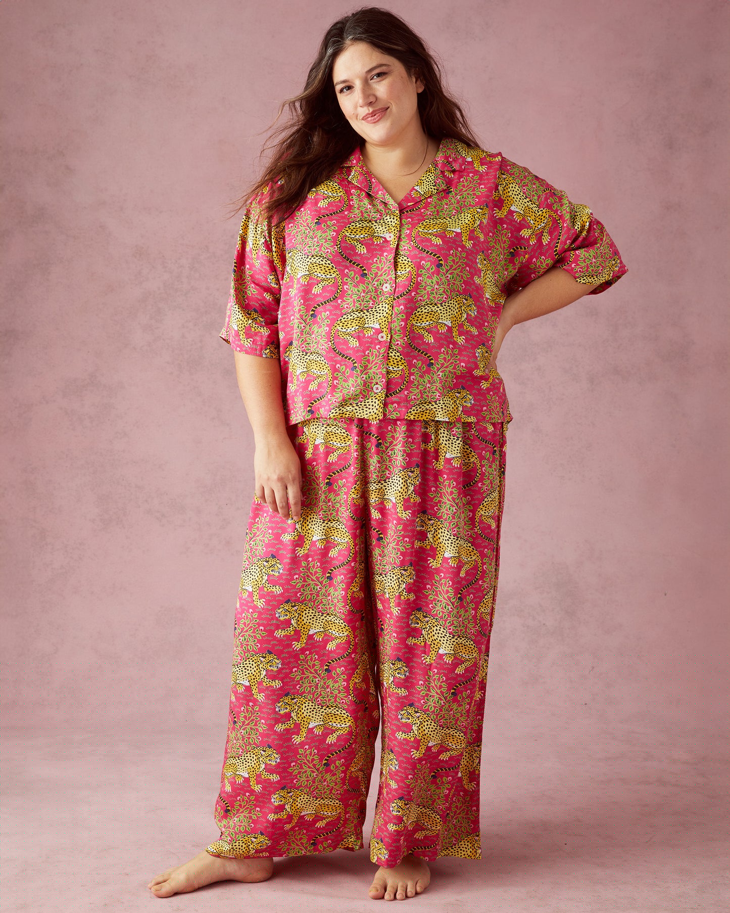 Camel's Courtyard & Bagheera - Eco Satin Wildest Dreams Set Bundle - Avocado/Hot Pink - Printfresh
