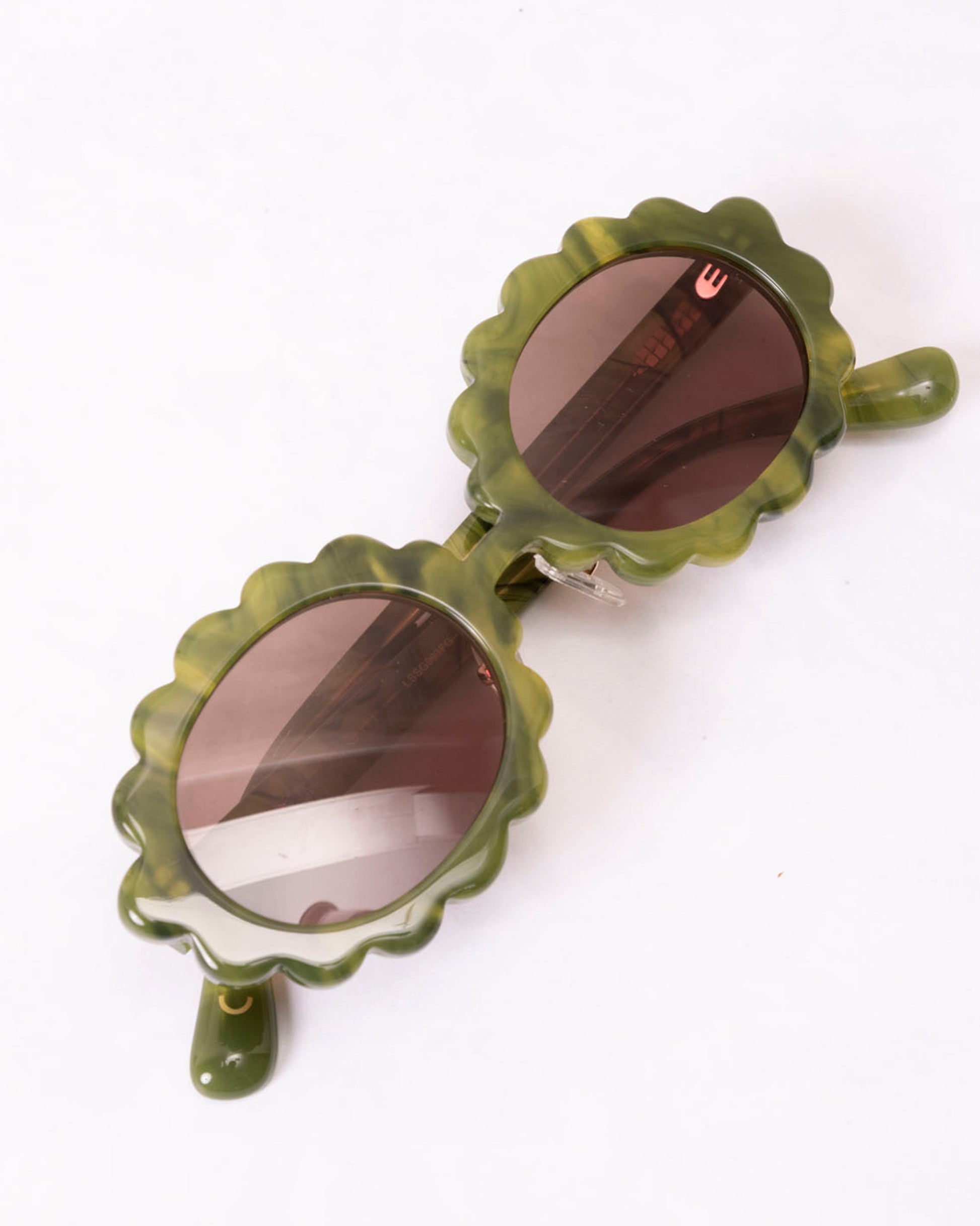 Green - Fern Green Daisy Oval Sunglasses - Lele Sadoughi - Printfresh