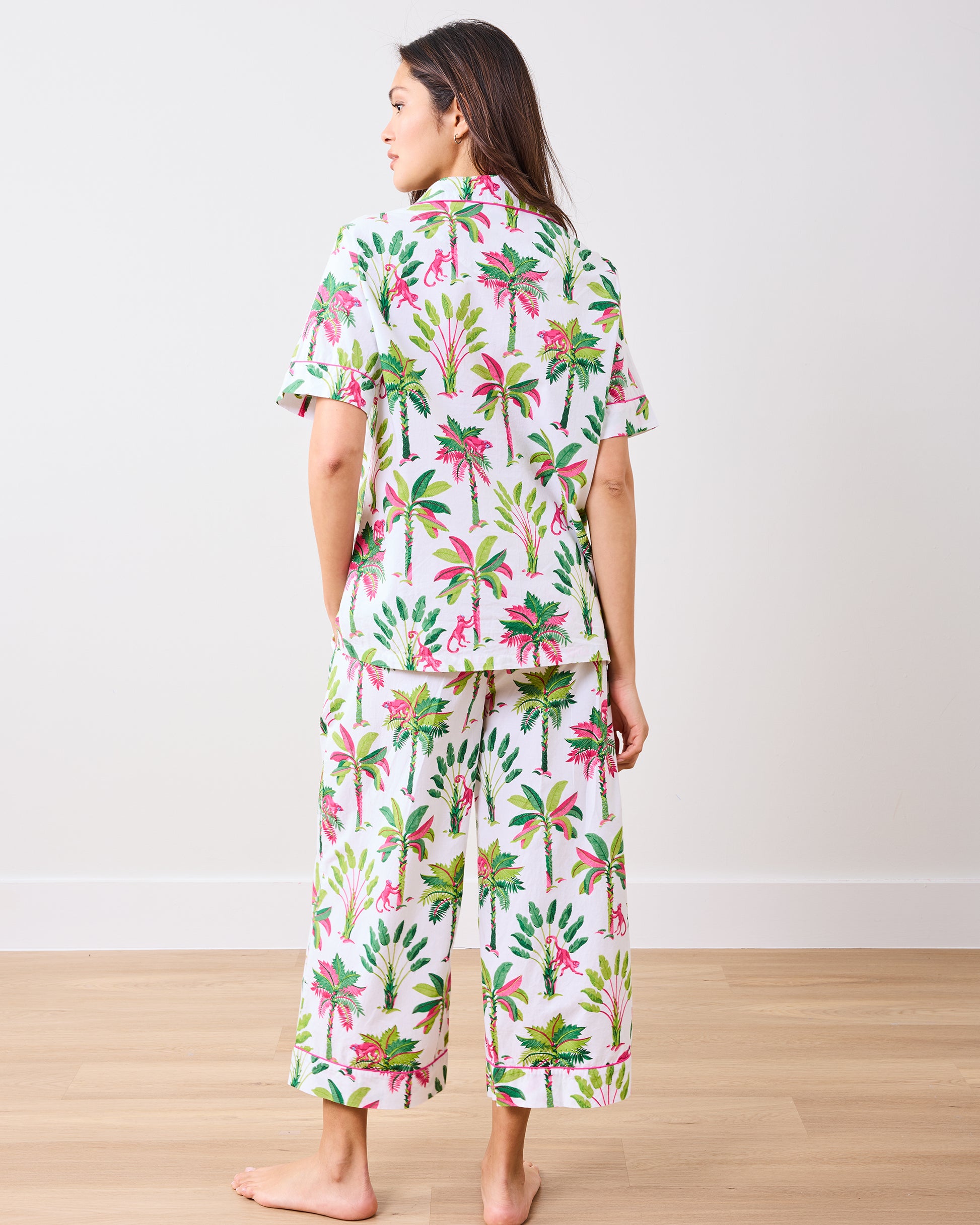 Royal Palms - Short Sleeve Top & Cropped Pants Set - Pink Basil - Printfresh