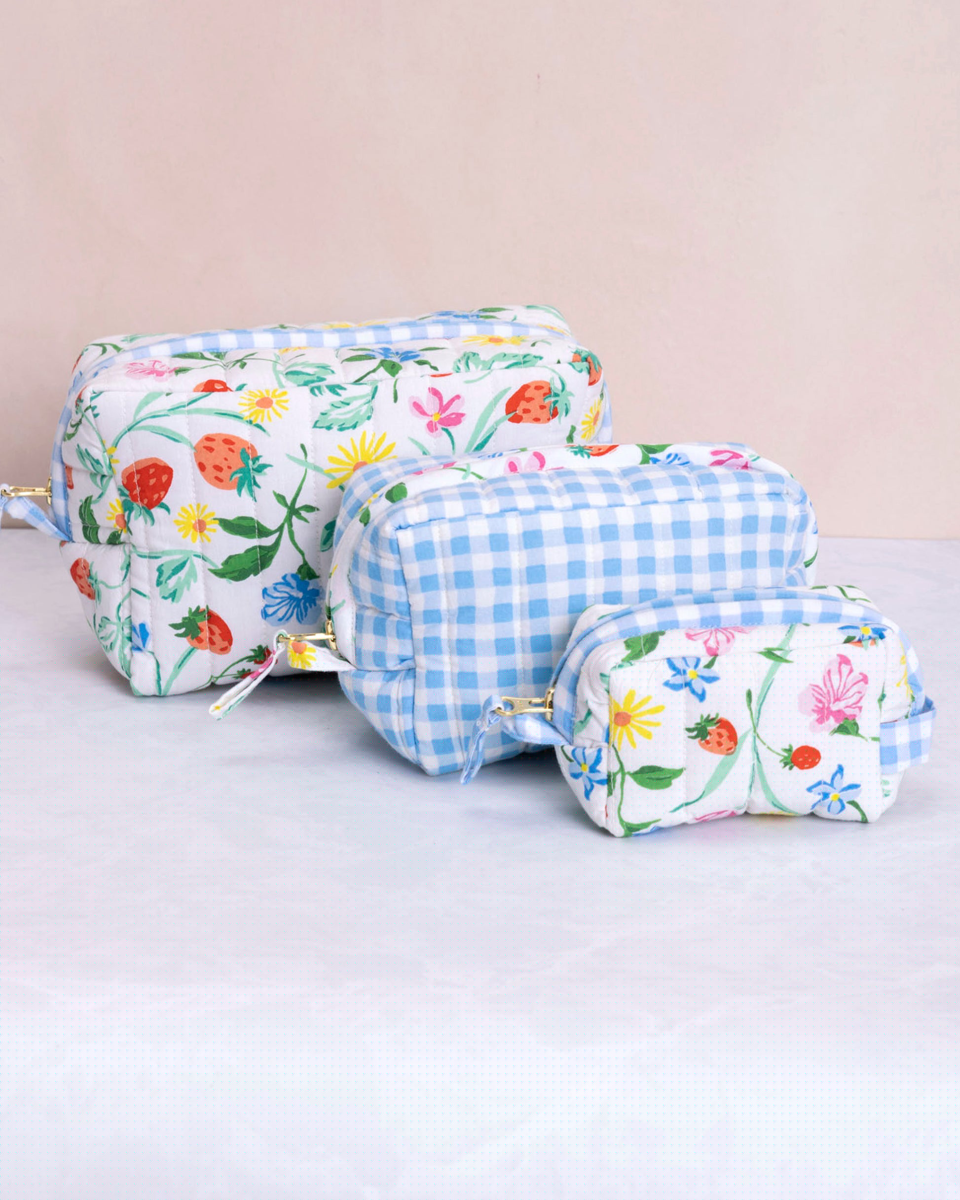 Strawberry Vines - Three's Best Pouch Set - Cloud - Printfresh