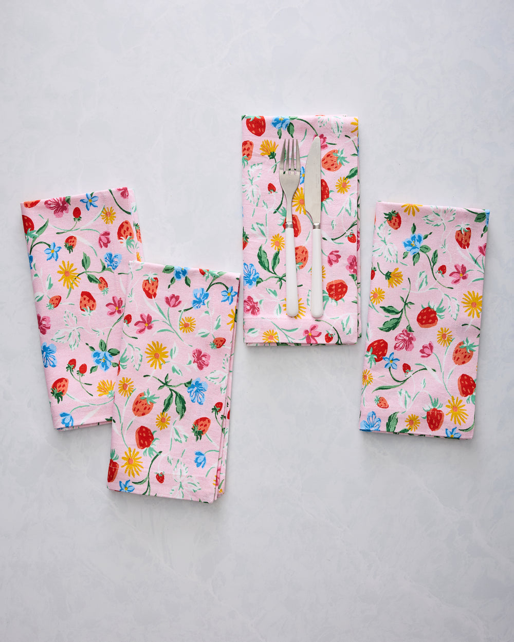 Strawberry Vines - Dinner Napkins Set Of 4 - Blush - Printfresh