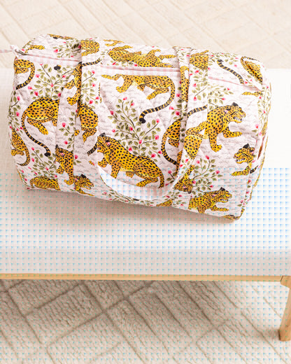 Bagheera - Quilted Duffle Bag - Blush - Printfresh